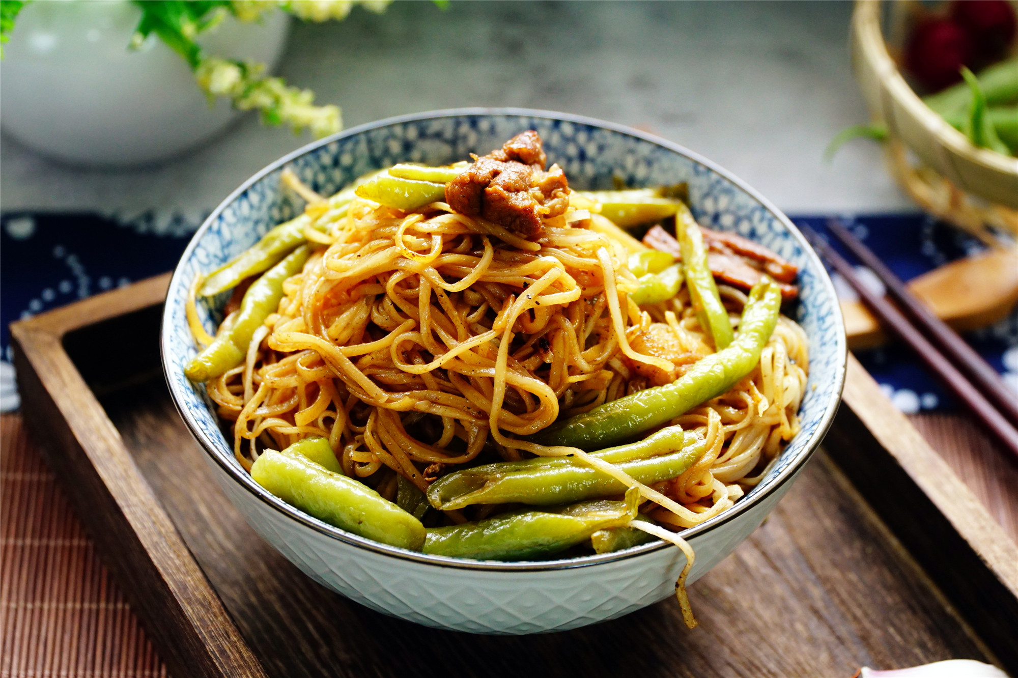 比炒面简单,比卤面香,河南这种焖面,好吃省事,下班一会就搞定