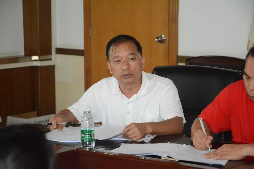 卢广扬副校长提醒各部门应打起十二分精神,预防和杜绝溺水事故的发生.