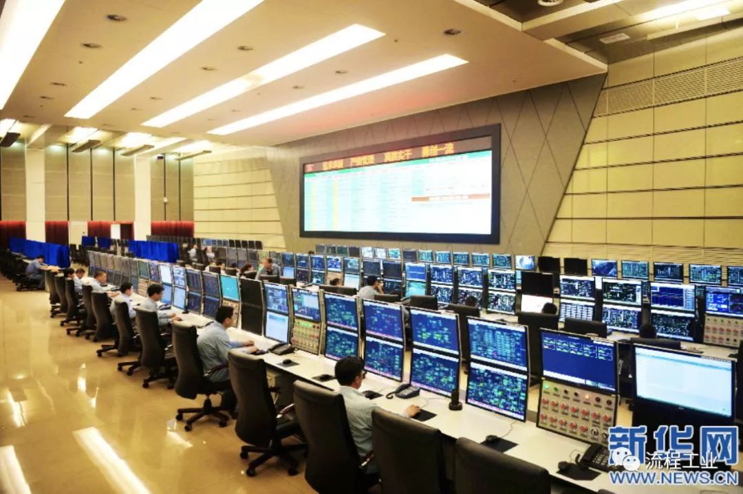 炼化智能工厂的中控室什么样的？中控室的合理设计还有这么多门道呢_搜狐汽车_搜狐网