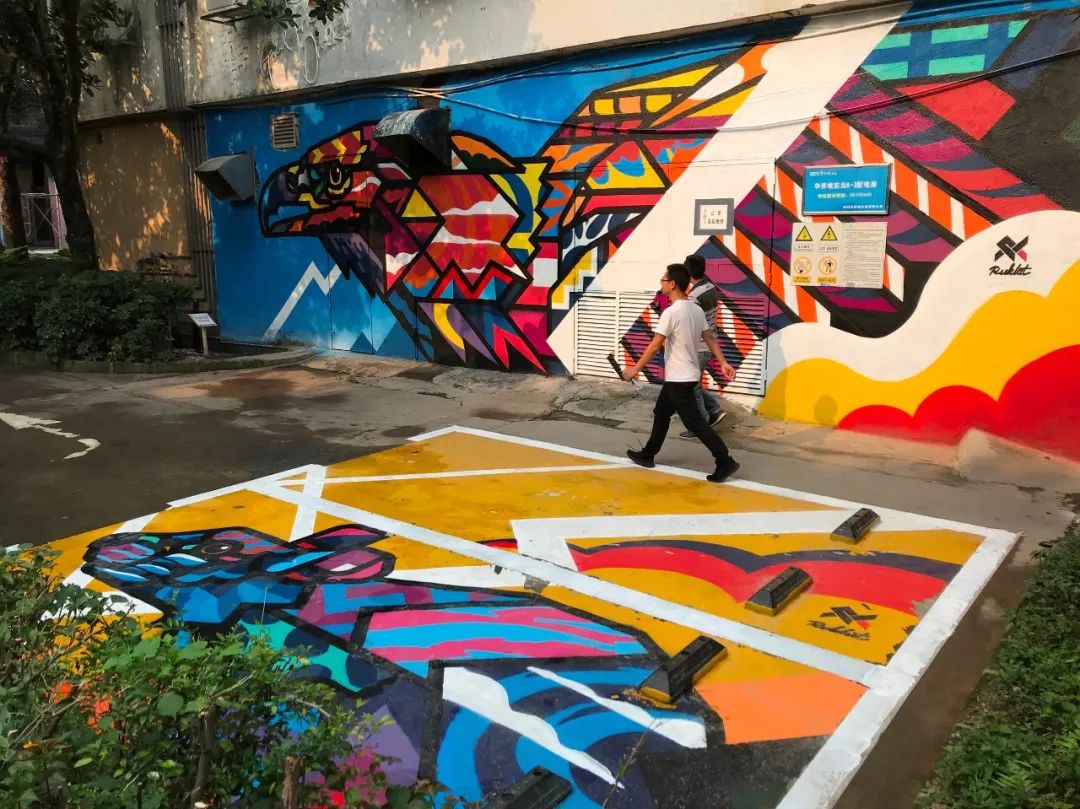 artinparkinglots艺术感爆棚的停车场来袭