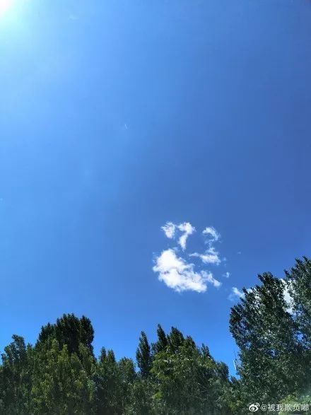 碧空如洗北京阳光洒下心情放晴