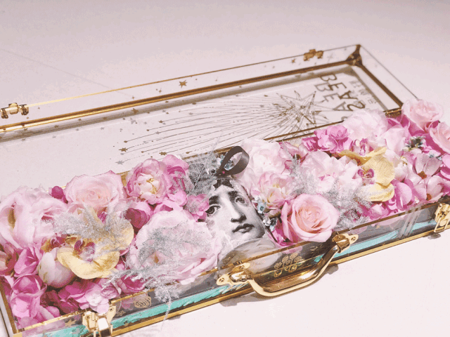 99朵黑玫瑰,属于谁?