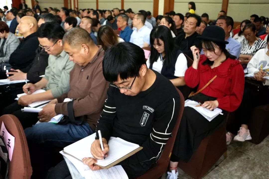 全市各级单位组团来这干了一件大事