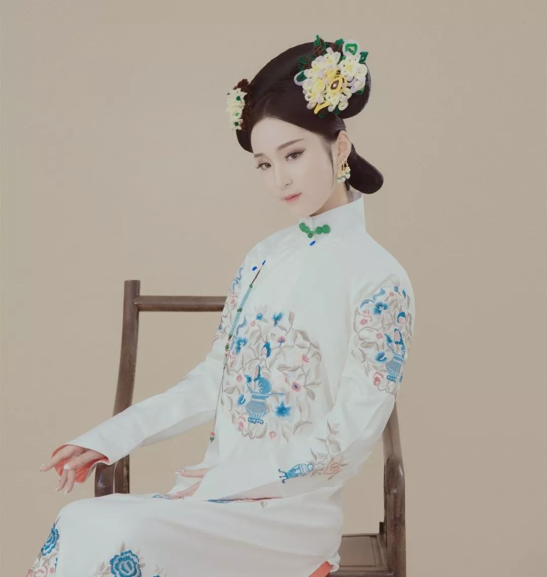 奈何影子落人间千年望等回身笑,只怨仙姑画中人或清新优雅,柳叶眉