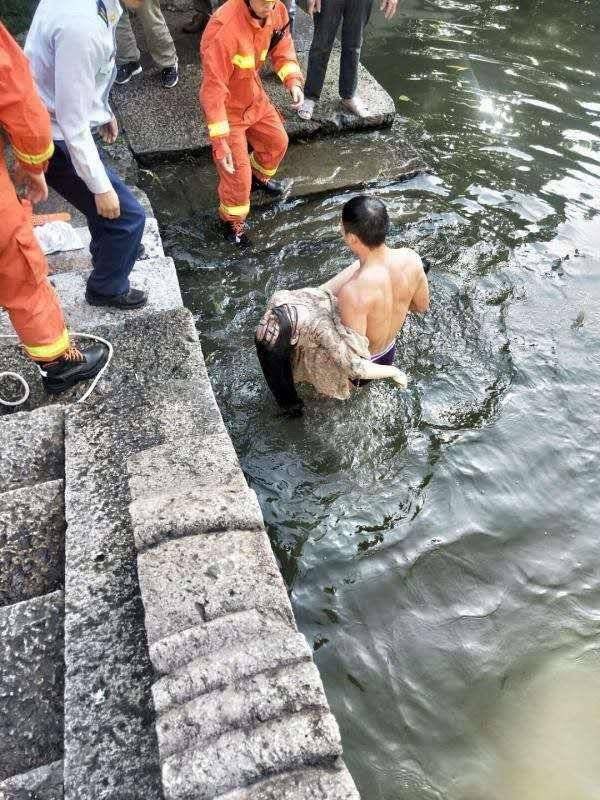 溺水年轻无人认领女尸图片