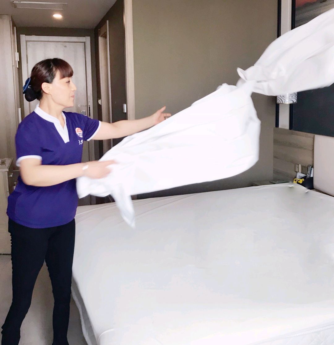【涨知识】酒店客房这样铺床省时又省力