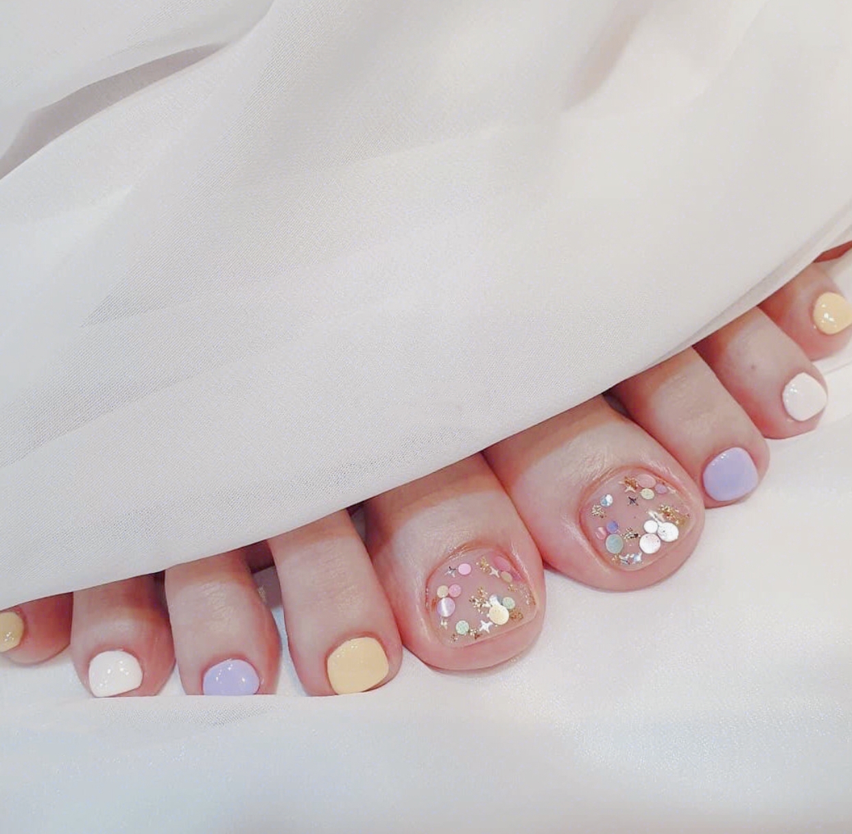 原创又到了露脚趾的季节仙气十足的脚美甲让你的脚脚更美丽