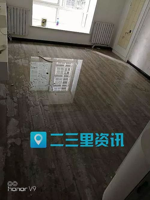 汉中一新房刚装修好还没入住就被水泡了
