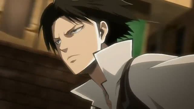 进击的巨人:利威尔兵长的实力在什么水平?三杀兽之巨人足以证明_吉克