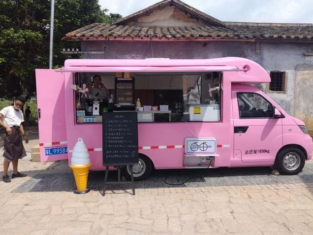 少女心爆棚的冰激凌餐车生态农产品独特美味的客家豆腐花古风扮相的