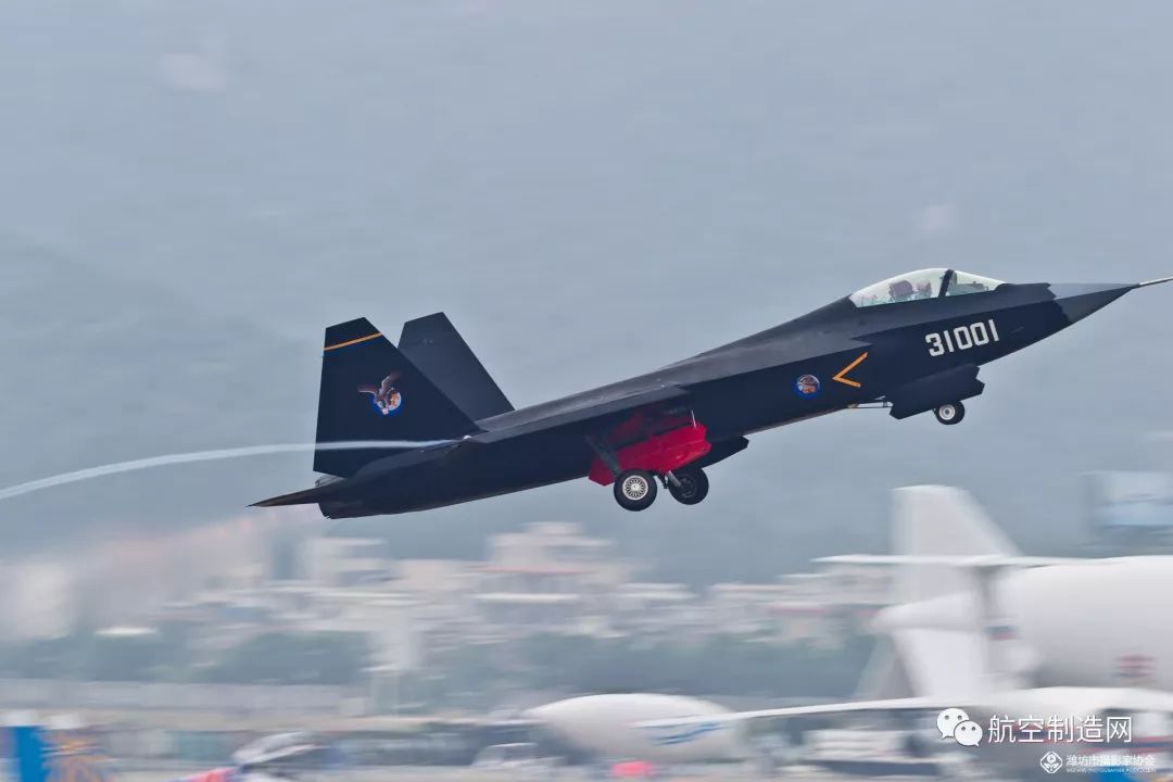 的发展和国防现代化建设做出了重大贡献,被誉为"中国歼击机的摇篮"