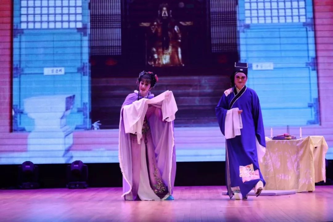 《玉堂春》的台前幕后让我们一起来回顾一下当天的演出情况吧!