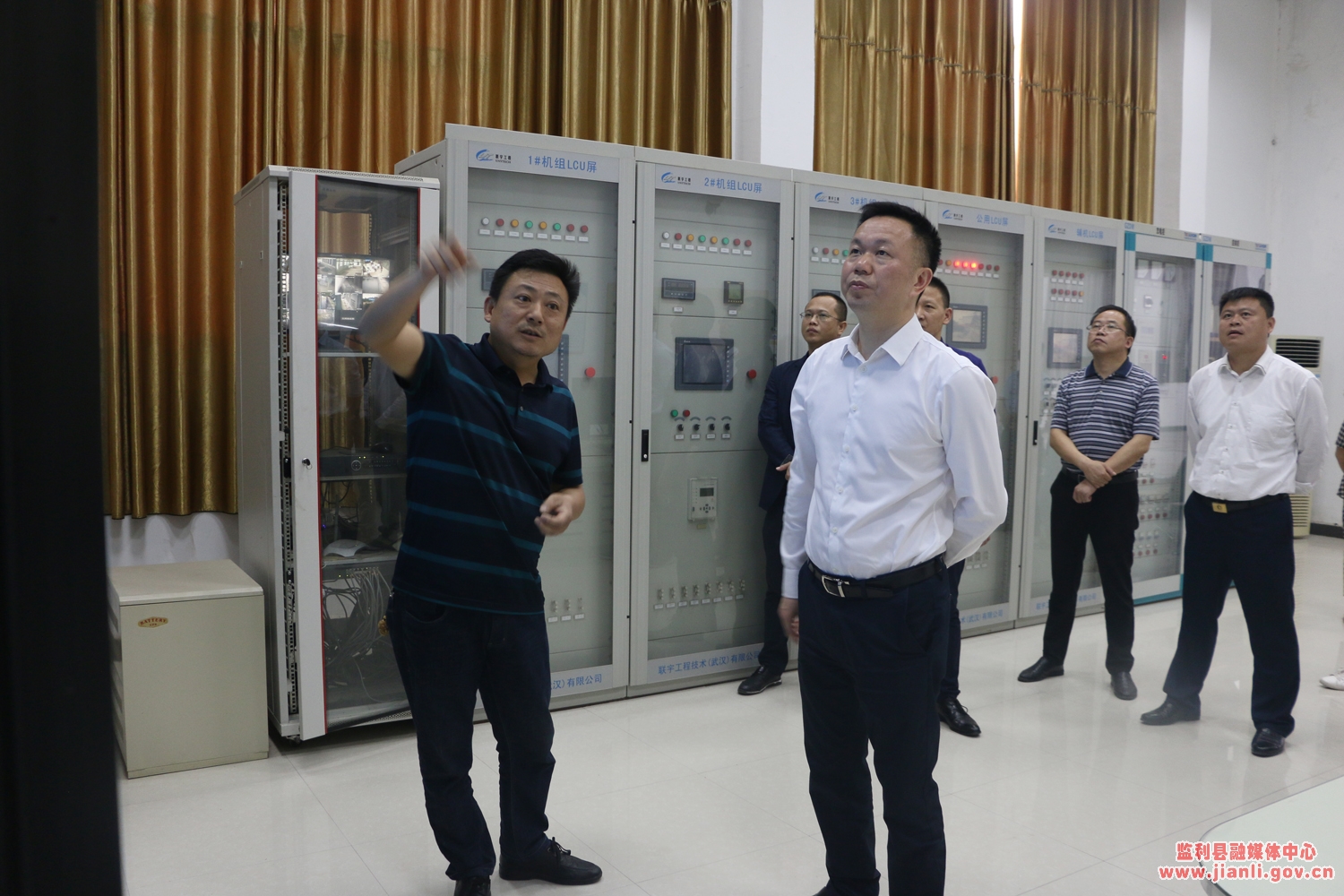 监利县委书记黄镇调研防汛及长江河湖长制工作