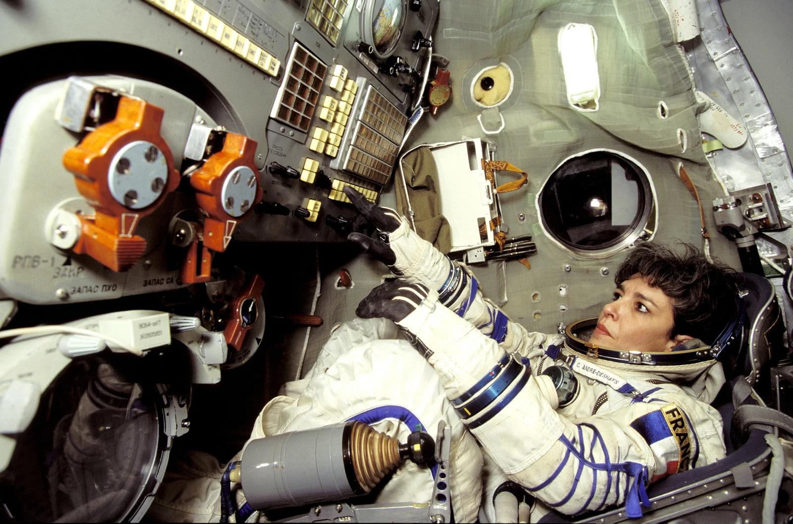 太空宇航员照片真实图片