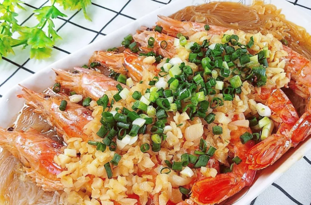 原创大叔家的宴客菜蒜蓉粉丝虾虾肉q弹鲜香味美家人喜欢