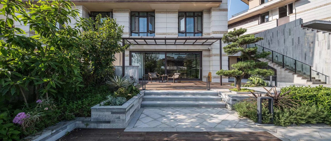 李晶作品重庆山顶建500m05别墅负一层做客厅让业主又惊又喜