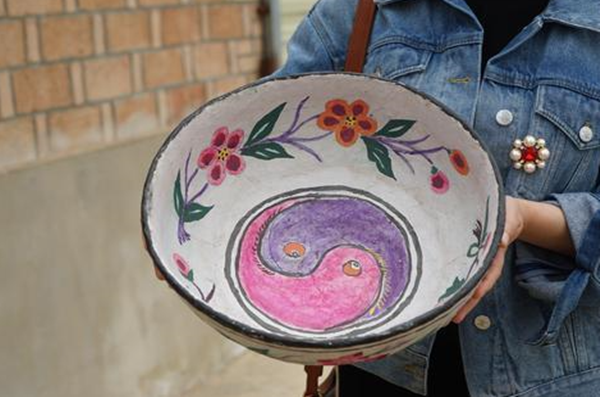 纸笸箩可以装针头