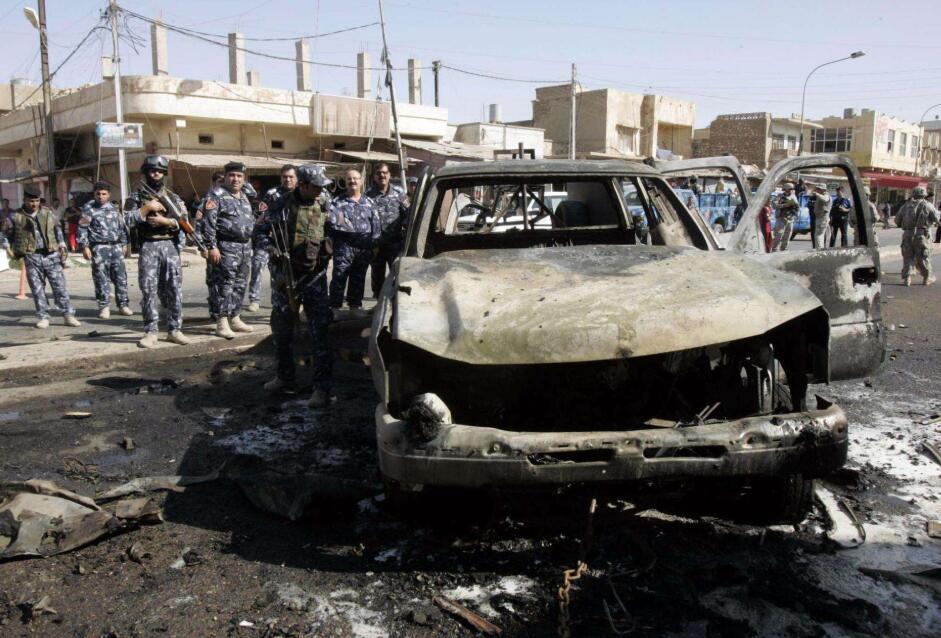 夜空中一声巨响美国驻伊拉克大使馆遭遇袭击伊朗嫌疑最大