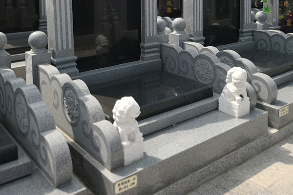 墓前为什么要摆放石狮子?答案竟然是