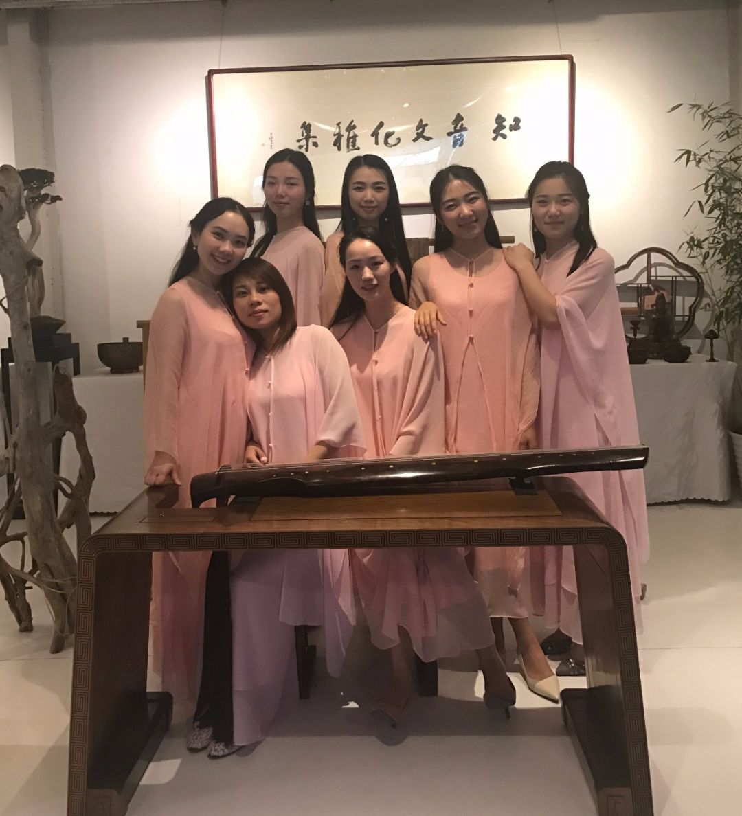 回顾篇 ▏曾经在中筝学院全日制古筝学习中拼命练琴的那个女孩是你吗?