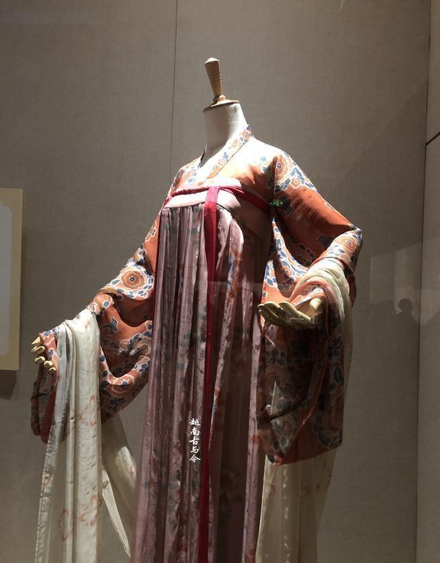 广东省博梦回大唐展:重现盛唐华丽衣冠,历史上最美丽的汉服