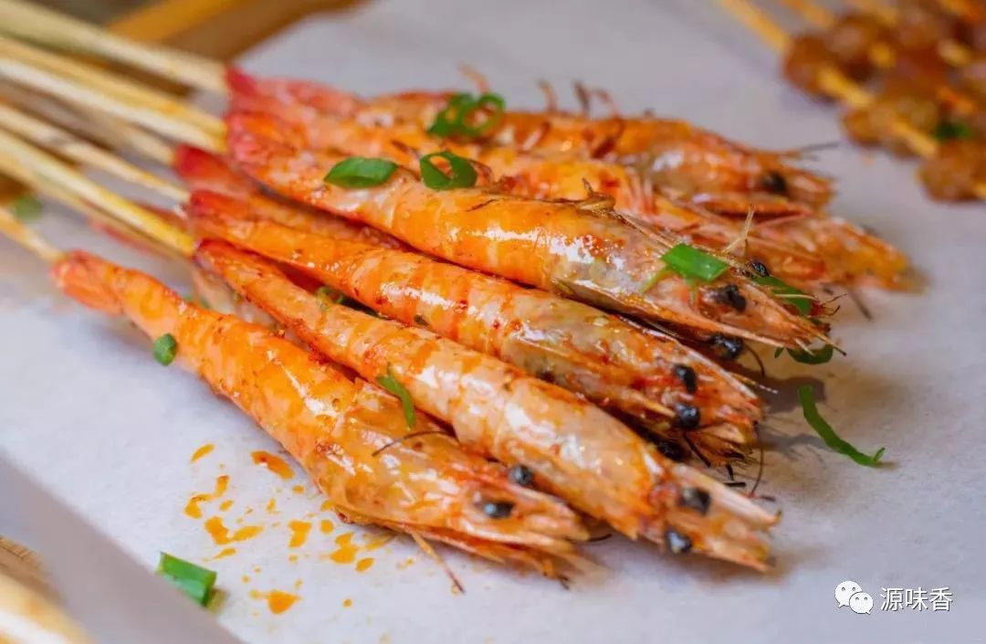 欢乐海岸源味香夜宵烧烤火爆69折开吃还有啤酒免费喝