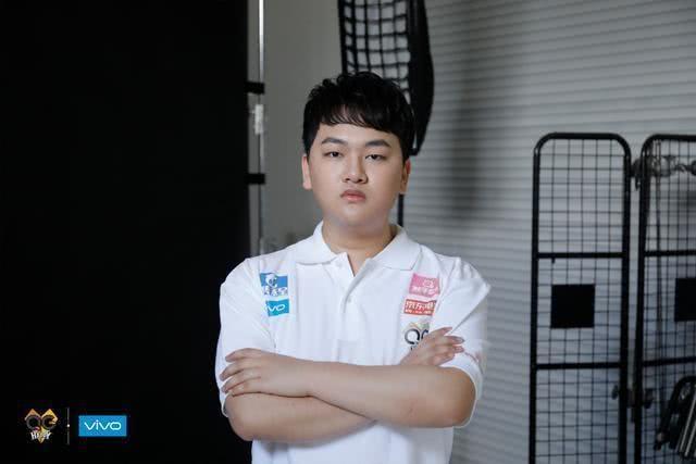 qg飞牛刺痛分别加练露娜云中君为何季后赛被淘汰都不用