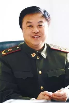 光荣啊,中国共青团!团团带你学习团歌的来历!_胡宏伟