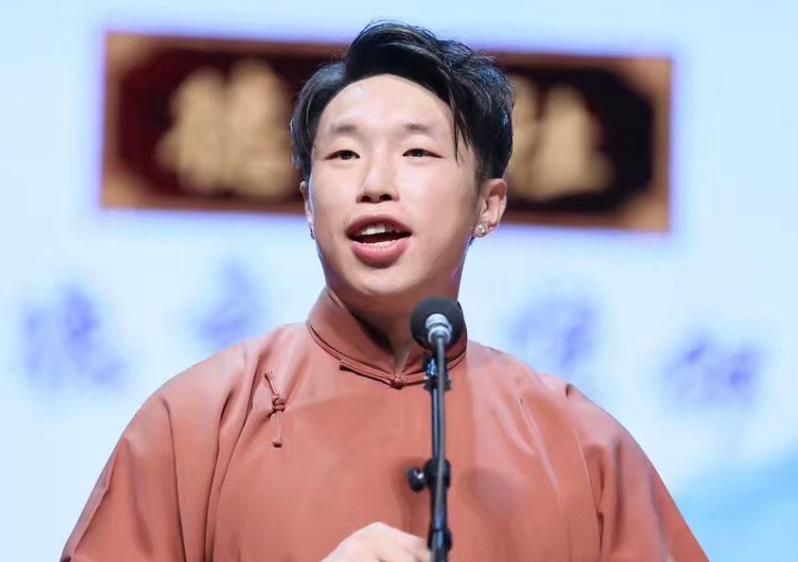 烧饼朱云峰隐瞒了3年的漂亮老婆原来是我们熟悉的她