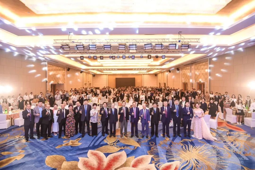 毕业快乐香港中文大学深圳理工学院第一届本科生毕业晚宴圆满举行