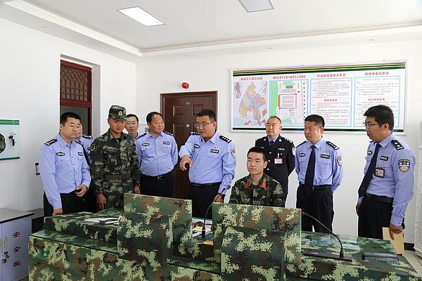 榆阳公安分局杜志龙局长深入看守所和南片派出所调研指导工作