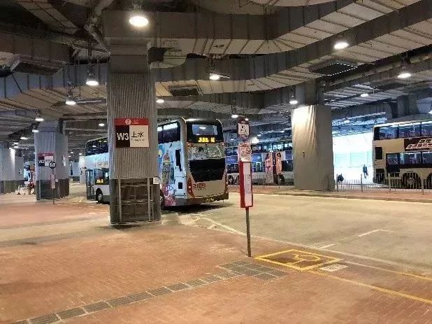 香港西九龍站一座感覺不到在地下的地下車站