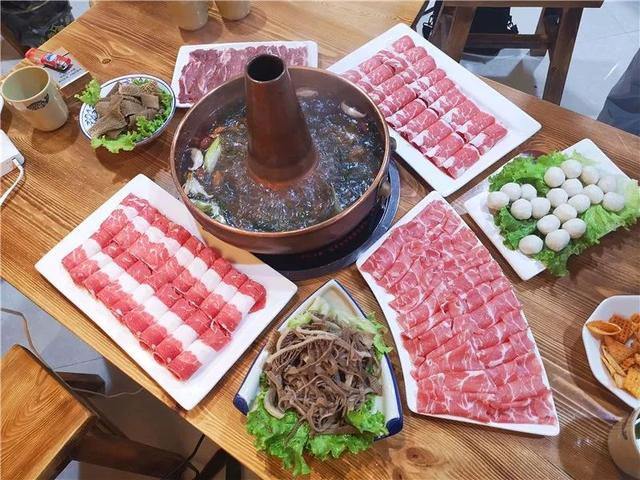 这个夏天 我和源宝斋的京味涮羊肉有个约会