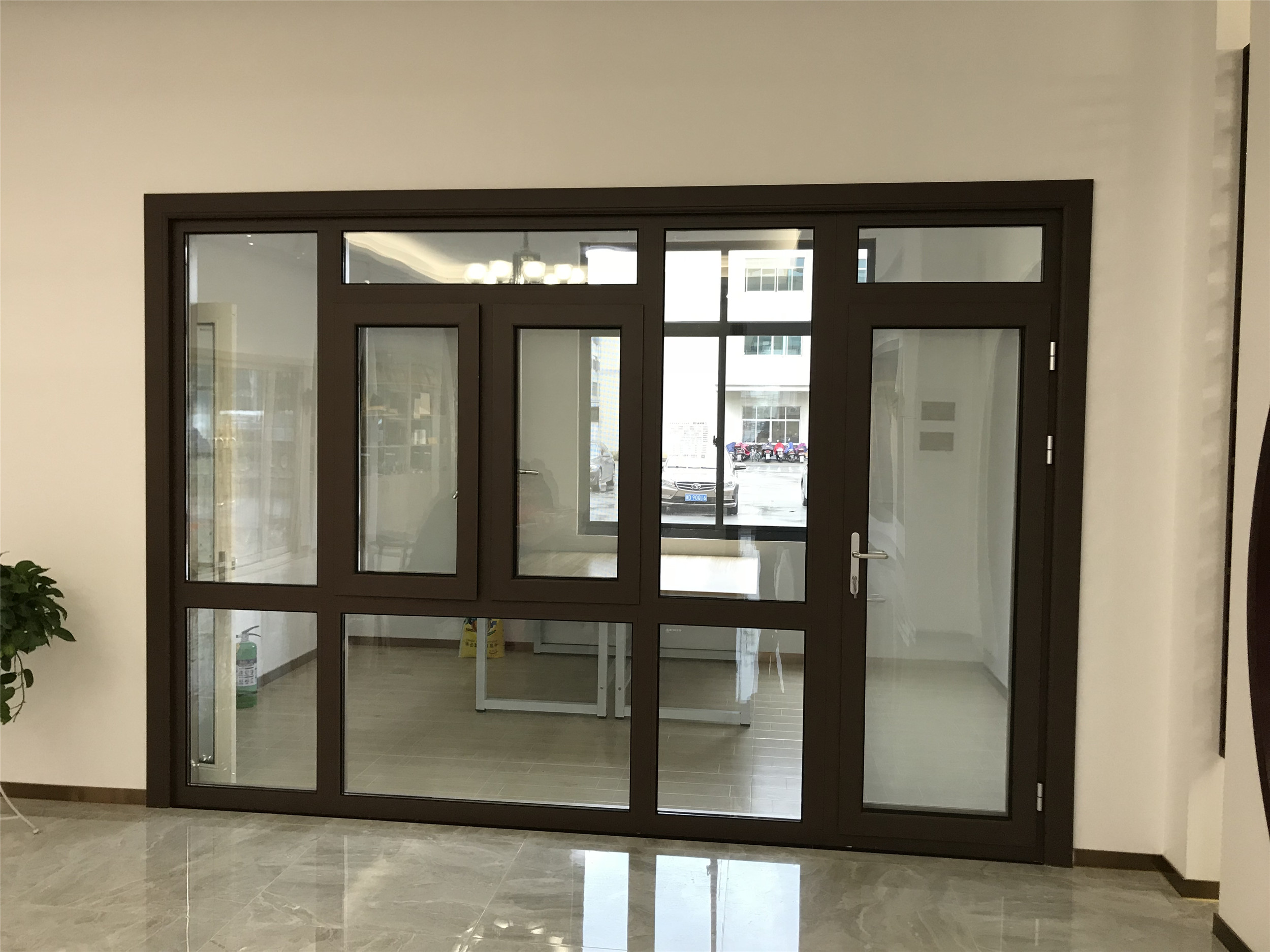 欧莱诺门窗专卖店