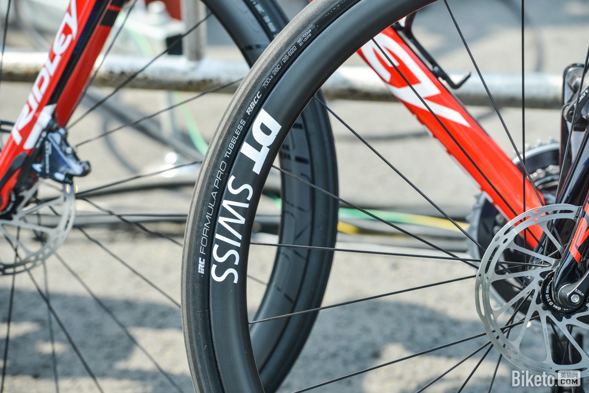 irc formula pro rbcc 700x28c车胎▲坐垫,永远都是适合自己的才是