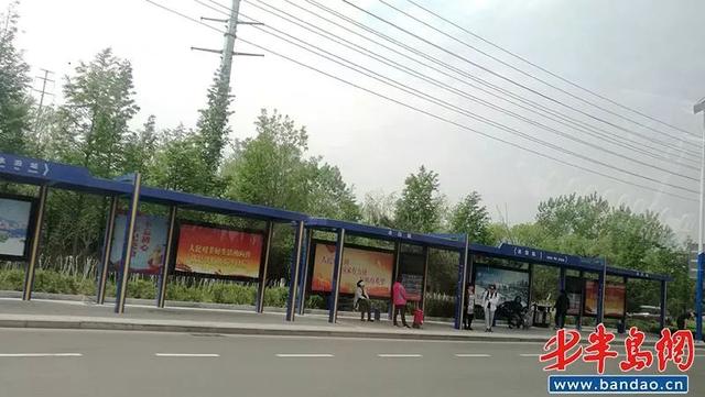 上厕所要先买票?即墨地铁水泊站外没公厕真是不方便