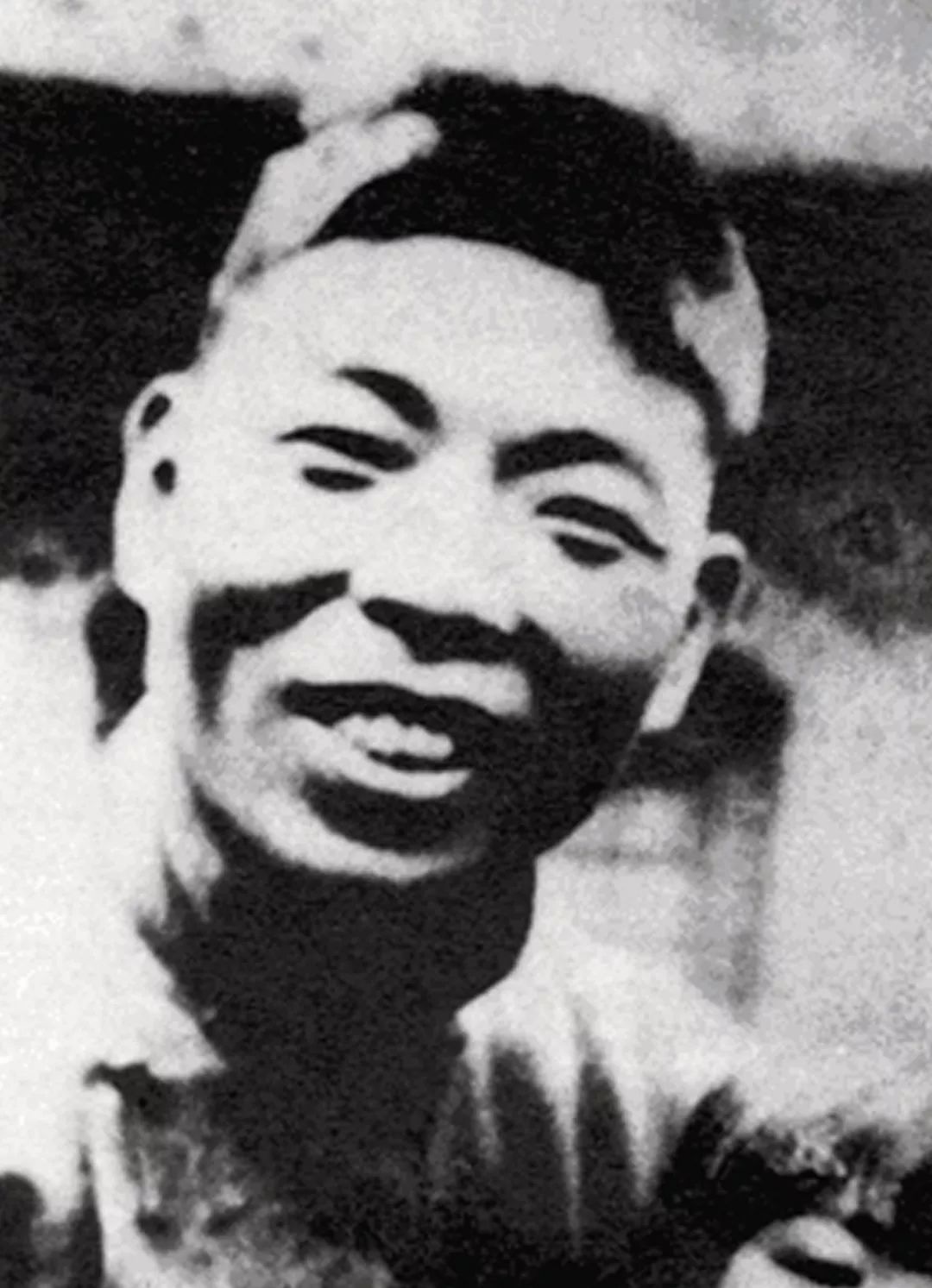 精钢宁折不为钩革命洪流中铿锵前行的宣侠父