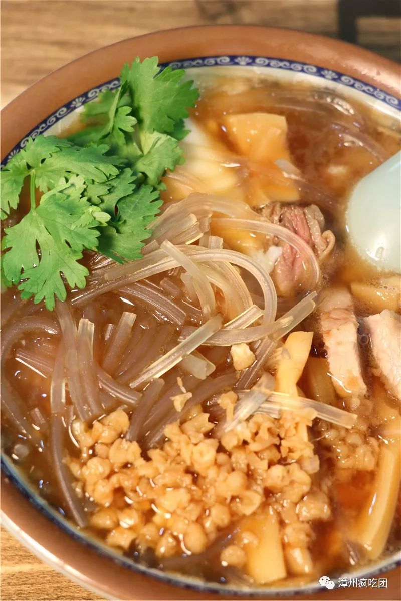 这家巷子里的豆花店在漳州25年了如今搬到了这里一起去吃