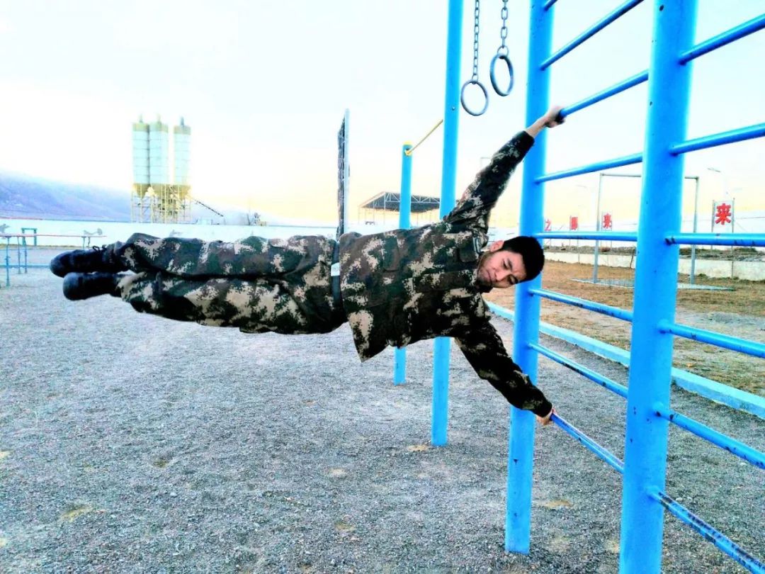 脚踏实地,心怀远方——从军人到健身教练