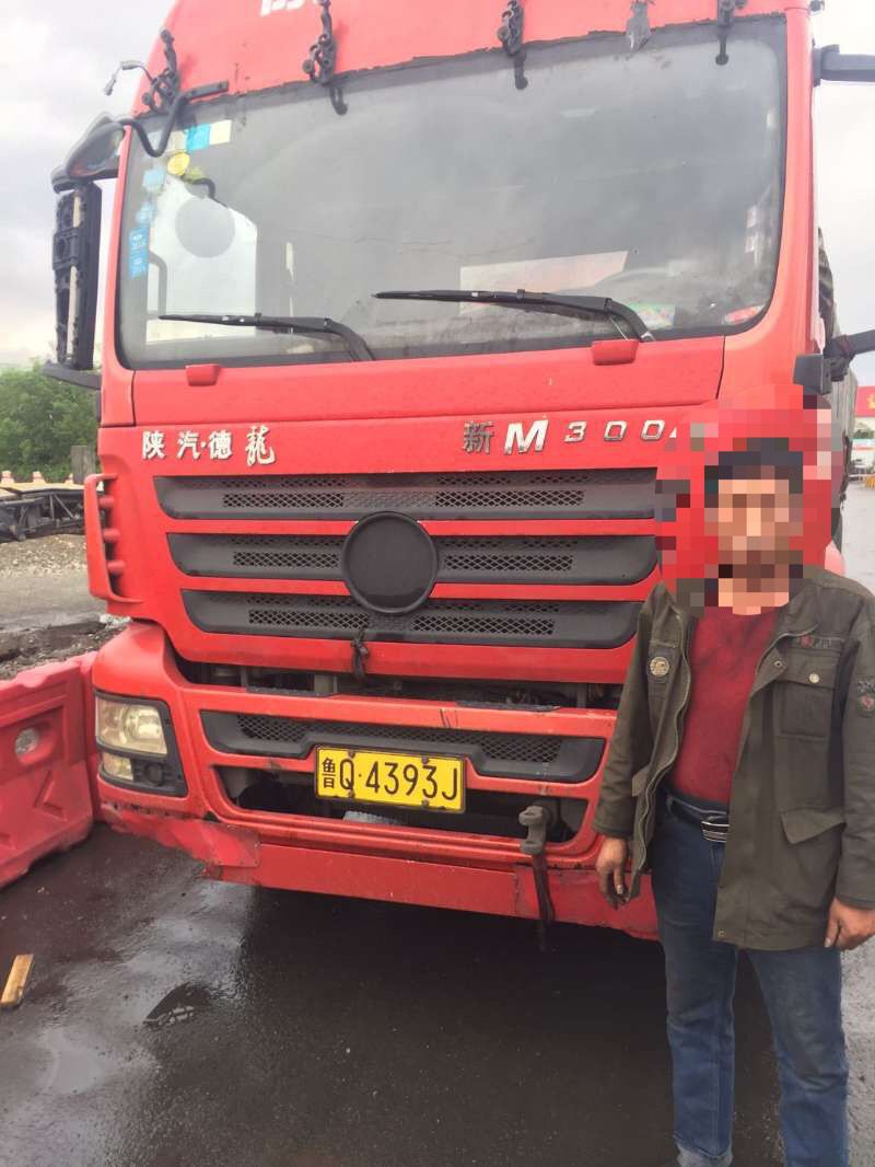 驾驶中型以上载客载货汽车,校车,危险物品运输车辆以外的其他机动车