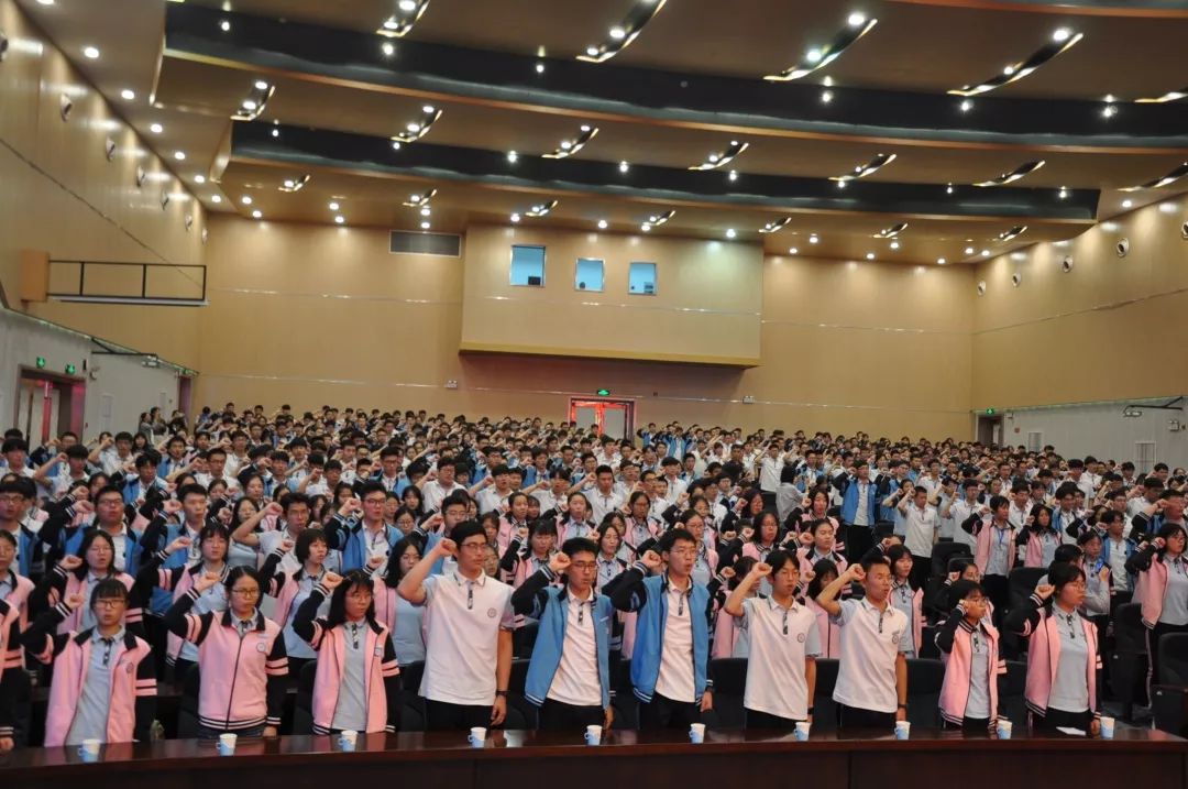 扬帆青春浒浦高中生齐聚江苏大学过了个什么样的成人礼