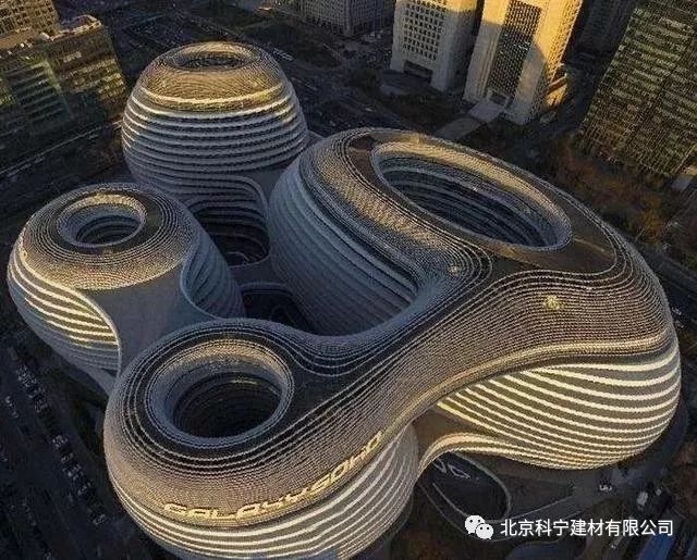 如:银河soho,望京soho,凌空soho在北京生活的人应该都见过说到她的