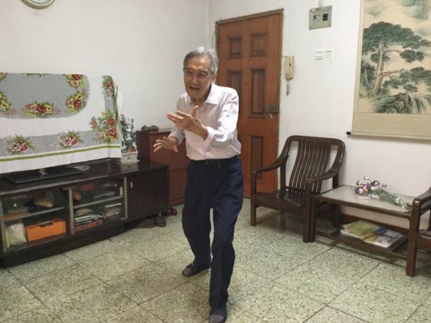 生命中那些动人而难忘的瞬间怀念何忠良老师