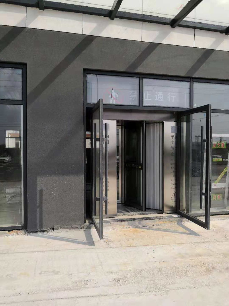 智能平面单向门通过连盐铁路检验