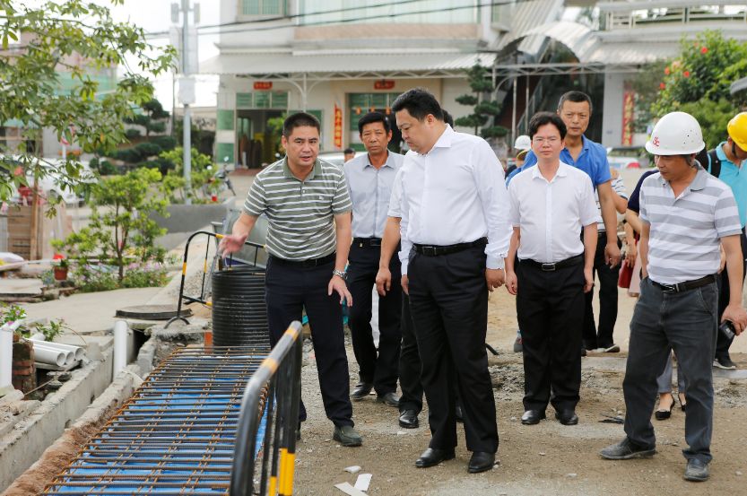 金湾新闻今天的视频新闻替您打包好了戳这里播送▼