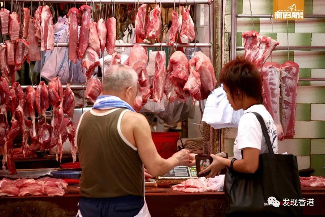 猪瘟袭港!猪肉档机智改卖内衣裤,生意比平时更好