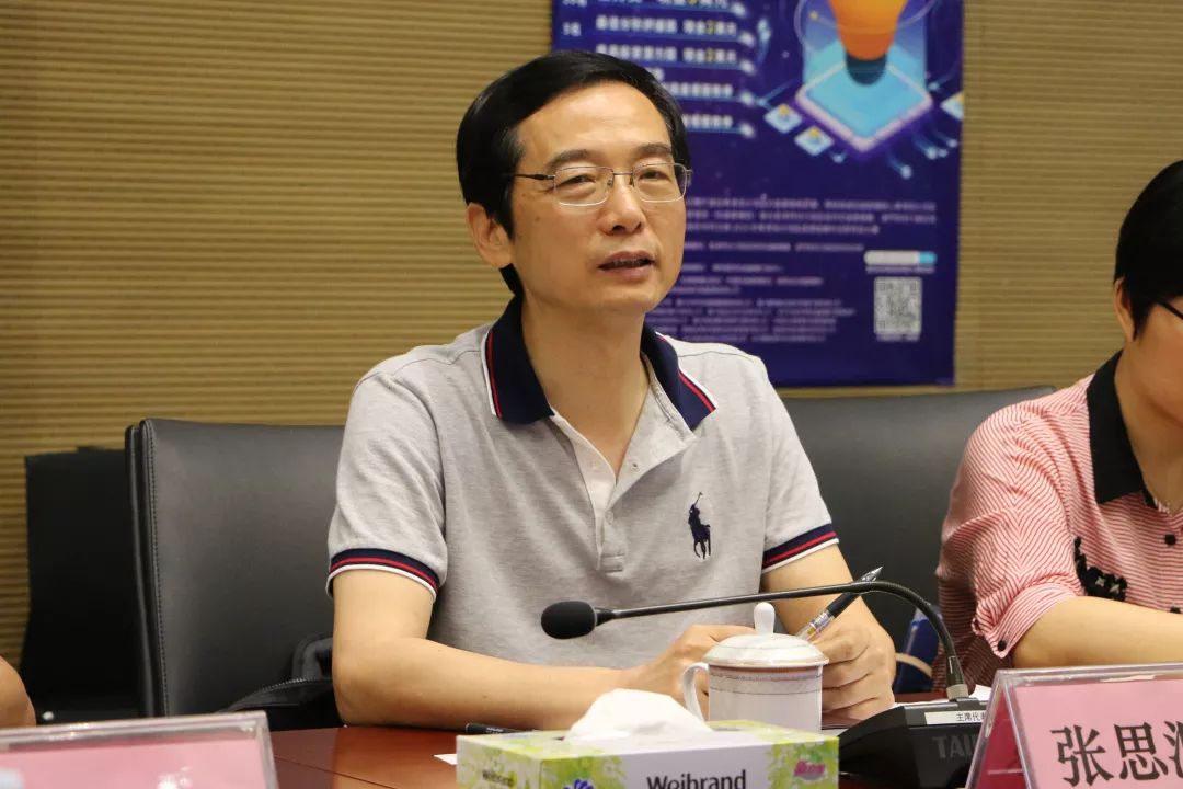 管理局知识产权促进科科长张明媚,知识产权保护与广告管理科科长郑挺