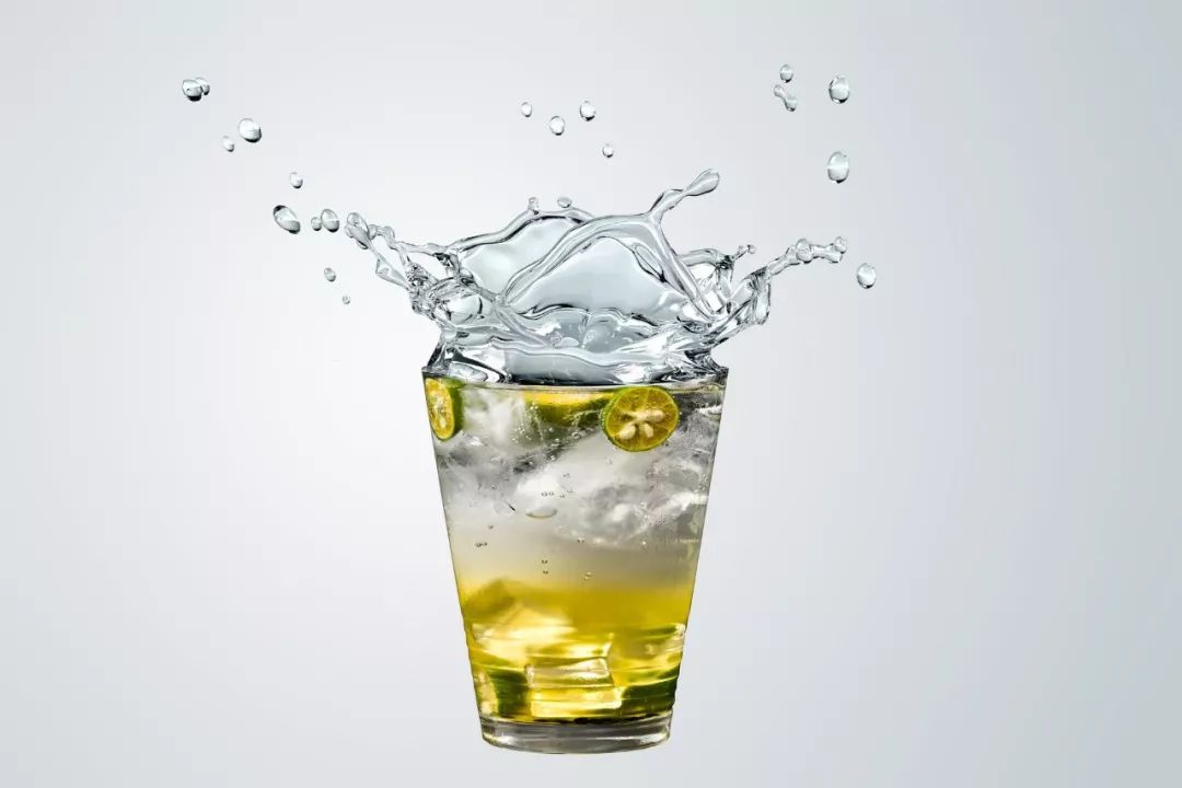 10,一瓶子水不响,半瓶子水晃荡.