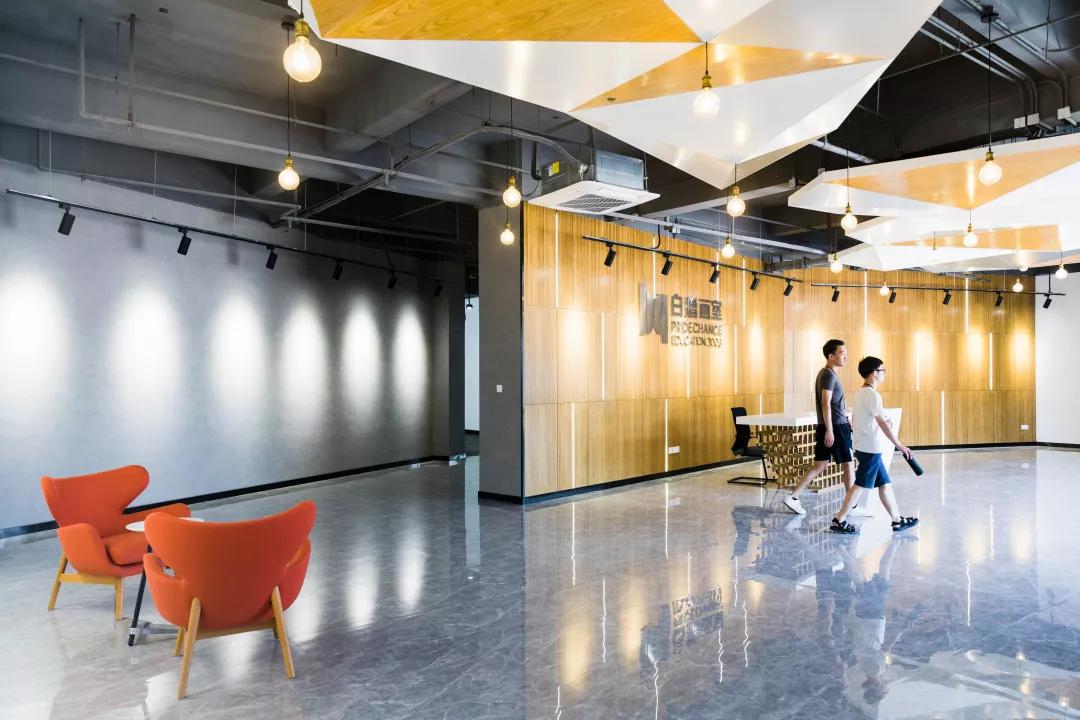 2019年白墙画室清华央美班招生简章