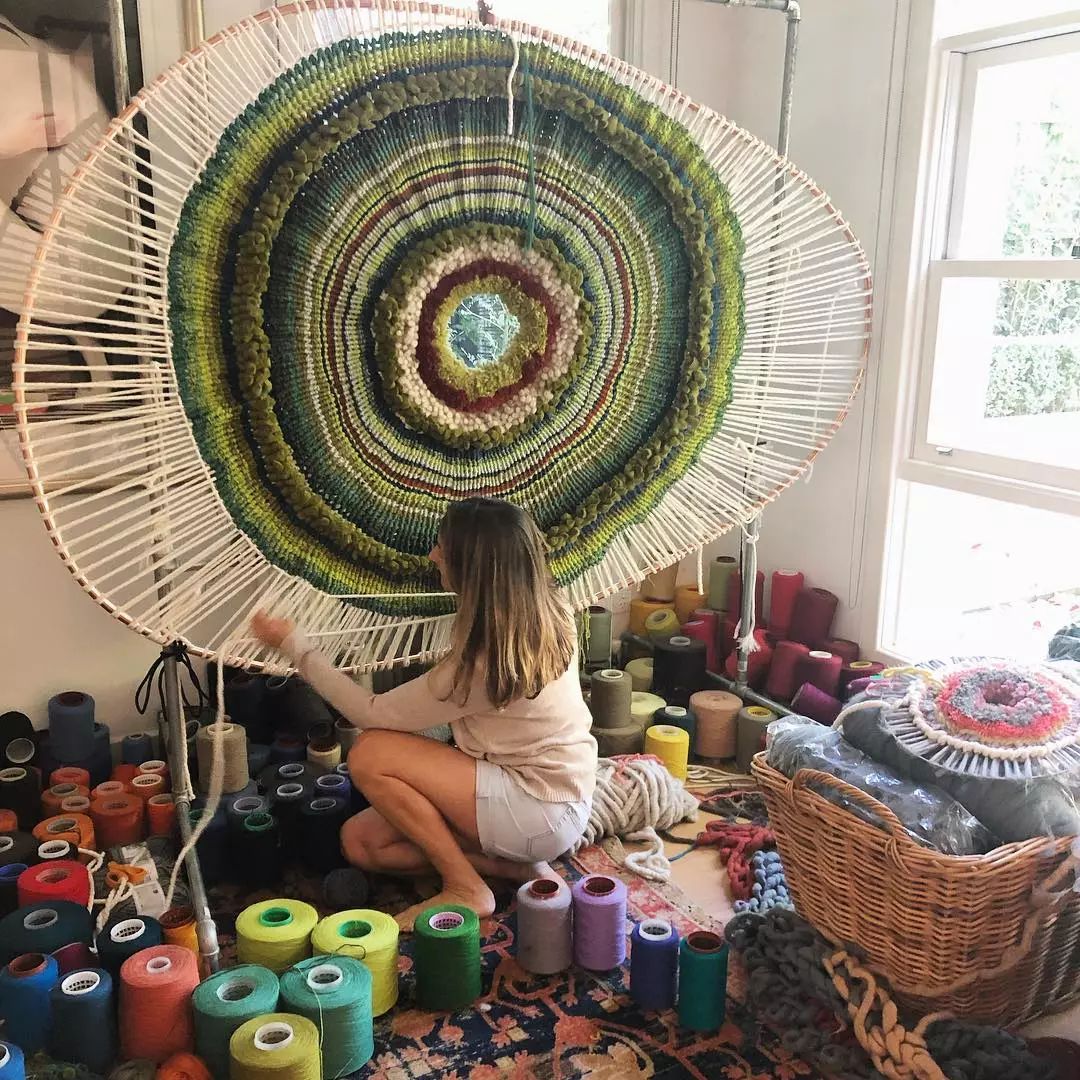 拥有13万粉丝的她只是喜欢用毛线编编的挂毯而已